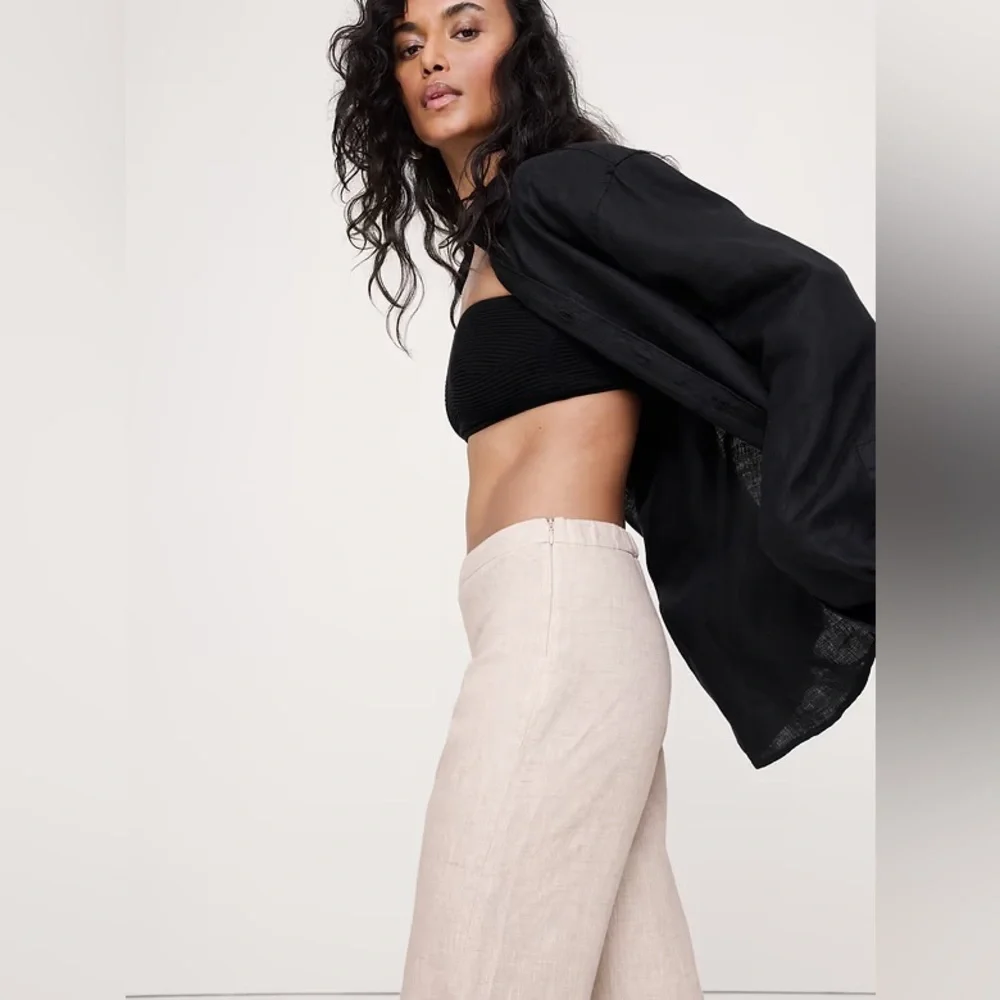 NWT! Banana Republic Mid-Rise Kick-Flare Linen Ankle Pant - Multiple #875194🩷
